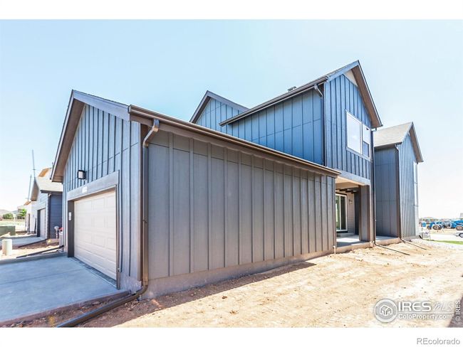 GARAGE/SIDEYARD | Image 36