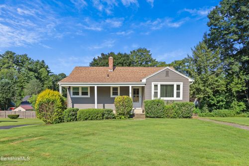 17 Howe Rd, Pittsfield, MA, 01201 | Card Image