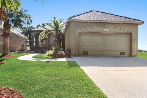 1452 Royal Palm Dr, Slidell, LA, 70458-6208 | Card Image
