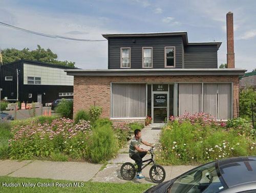 2-84 Green St, Hudson, NY, 12534-2358 | Card Image