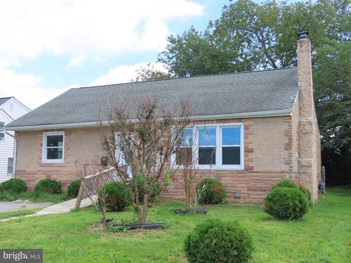 32 Paul Rd, NEW CASTLE, DE, 19720-1728 | Card Image