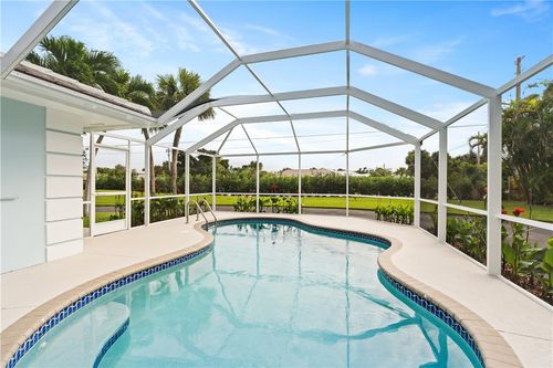 618 Conn Way, Vero Beach, FL, 32963-1452 | Card Image