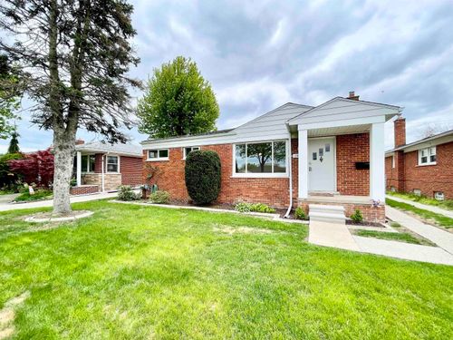 19054 Lister, Eastpointe, MI, 48021 | Card Image