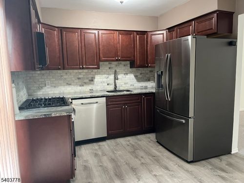 265 Spruce Ct, Flemington, NJ, 08822-3107 | Card Image