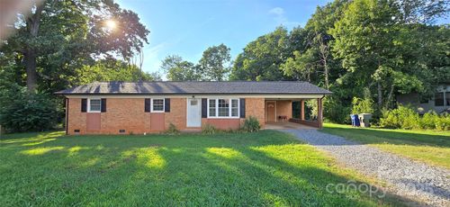 206 Rowal St Se, Conover, NC, 28613-9503 | Card Image