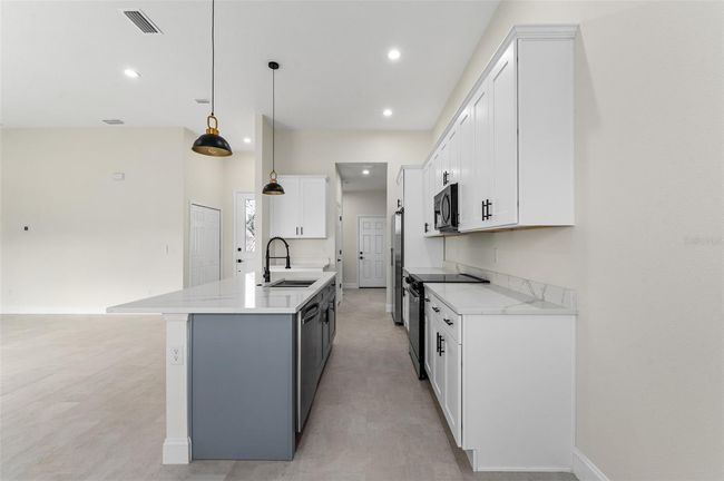 27 Palmetto Dr, House other with 3 bedrooms, 2 bathrooms and null parking in DEBARY FL | Image 17