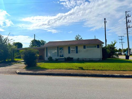 301 Enterprise St, FLORENCE, AL, 35630-5011 | Card Image