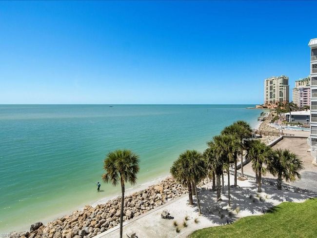 B305 - 1036 S Collier Blvd, Condo with 3 bedrooms, 3 bathrooms and 1 parking in MARCO ISLAND FL | Image 18
