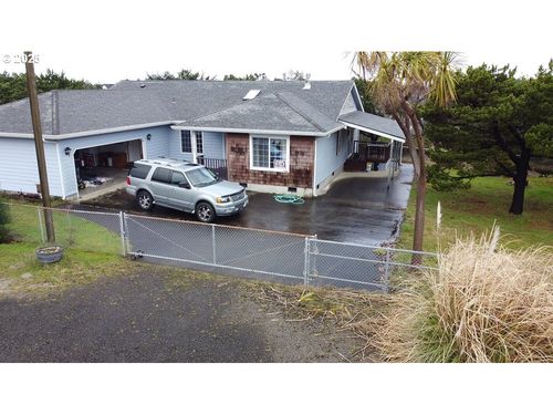 31205 I St, Ocean Park, WA, 98640-5248 | Card Image