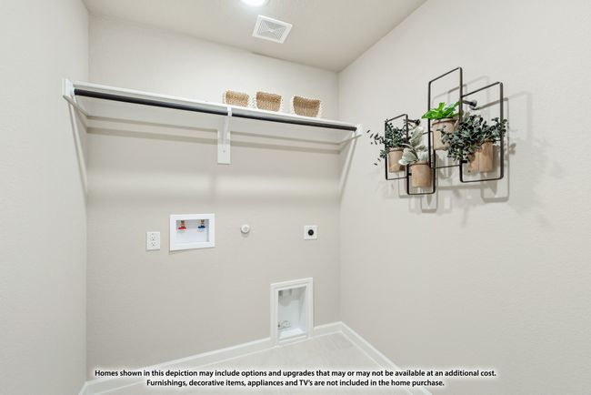 937 Kingbird Ln, House other with 4 bedrooms, 2 bathrooms and null parking in Alvarado TX | Image 8
