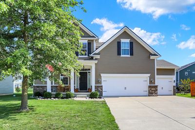 7710 Eagle Crescent Drive, House other with 5 bedrooms, 3 bathrooms and null parking in Zionsville IN | Image 1