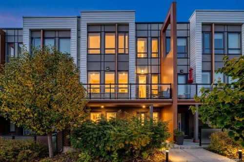 16 Lebel Cres Nw, Calgary, AB, T3B6G6 | Card Image