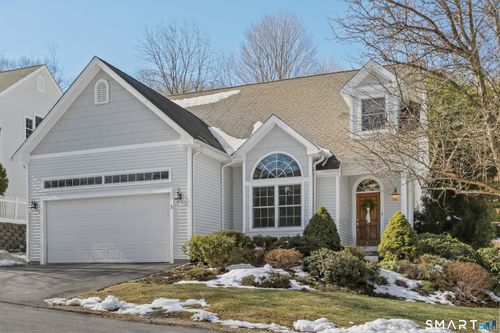 3 Rushbrooke Ln, Shelton, CT, 06484-6154 | Card Image