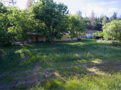 1595 Highway 97, Goldendale, WA, 98620 | Card Image