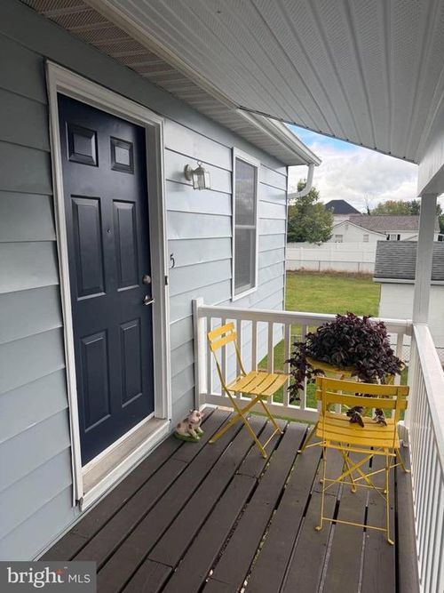 5-120 W 4th Ave, RANSON, WV, 25438-1448 | Card Image
