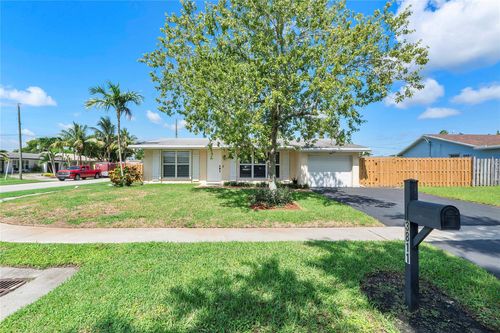 3811 Nw 113th Ave, Sunrise, FL, 33323-1109 | Card Image