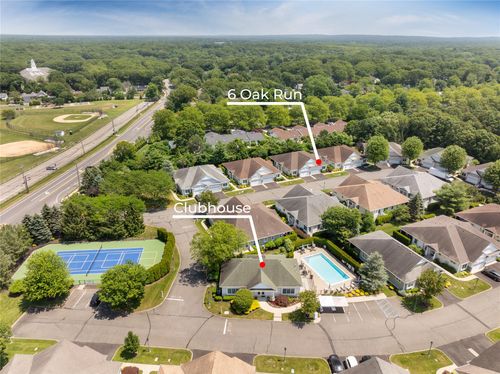 6 Oak Run, Stony Brook, NY, 11790-3338 | Card Image