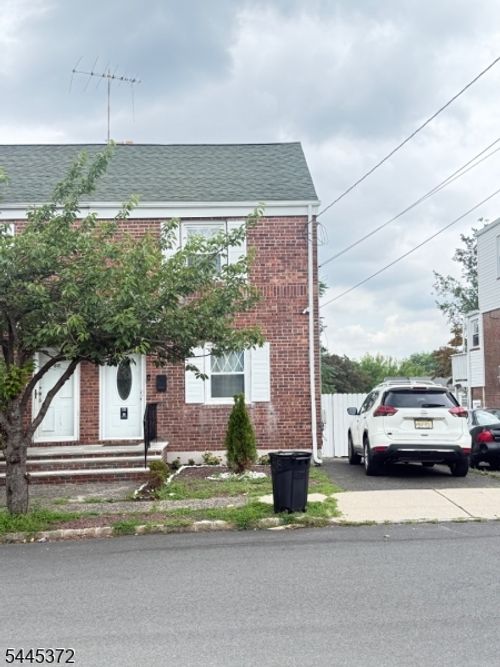 58 Sanford Ave, Belleville, NJ, 07109-1222 | Card Image