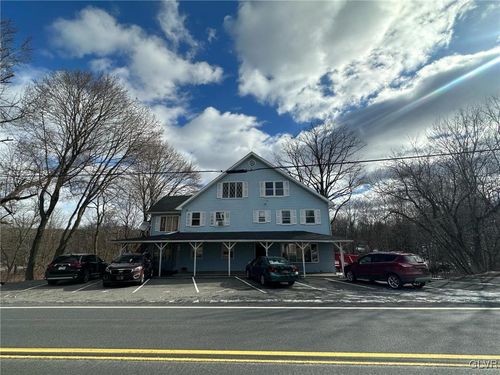 908 Bangor Rd, Nazareth, PA, 18064-8602 | Card Image
