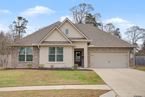 8875 Tatler St, Denham Springs, LA, 70706-8701 | Card Image