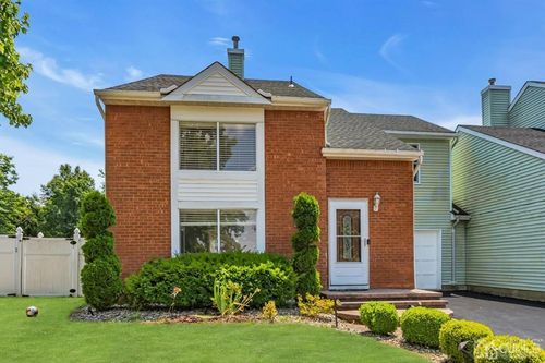 47 Woodland Way, Dayton, NJ, 08810-1434 | Card Image