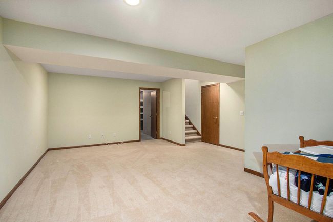 1067 Aspen Dr, Condo with 3 bedrooms, 3 bathrooms and null parking in Norton Shores MI | Image 14