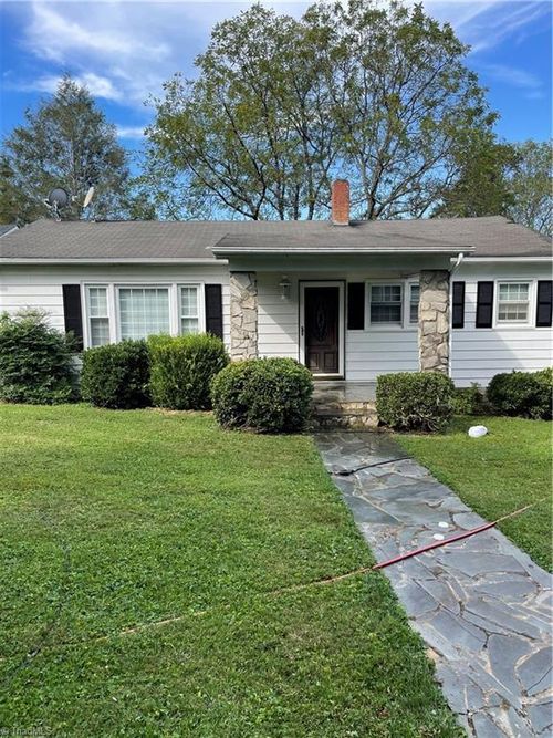 191 Circle St, Millers Creek, NC, 28651-8934 | Card Image