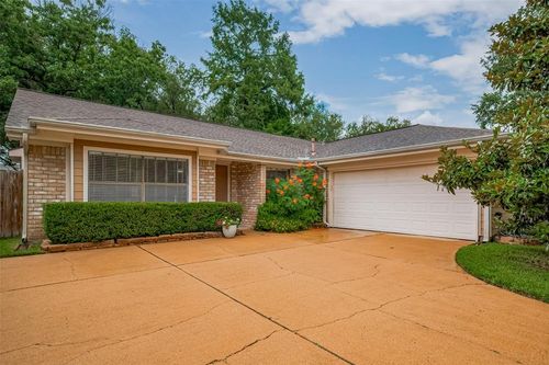 3031 The Highlands Dr, Sugar Land, TX, 77478-4261 | Card Image