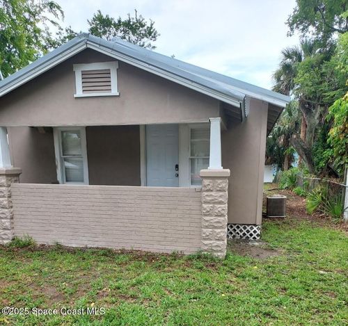 646 Cherry St, Daytona Beach, FL, 32114-4102 | Card Image
