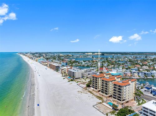 apt-200c-13630 Gulf Blvd, Madeira Beach, FL, 33708-2594 | Card Image