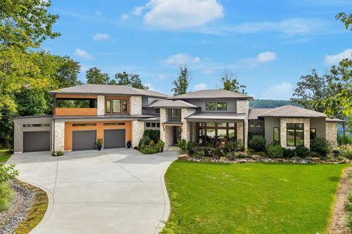 3775 Crockett Pointe, Jasper, TN, 37347-2147 | Card Image
