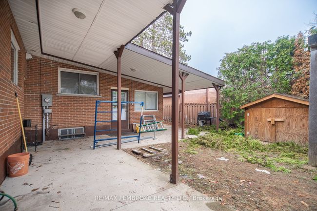 84 Frontenac Cres, House other with 5 bedrooms, 3 bathrooms and 4 parking in Deep River ON | Image 34