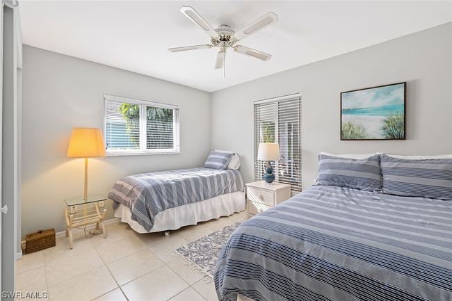 690 Amber Dr, House other with 3 bedrooms, 2 bathrooms and null parking in Marco Island FL | Image 17