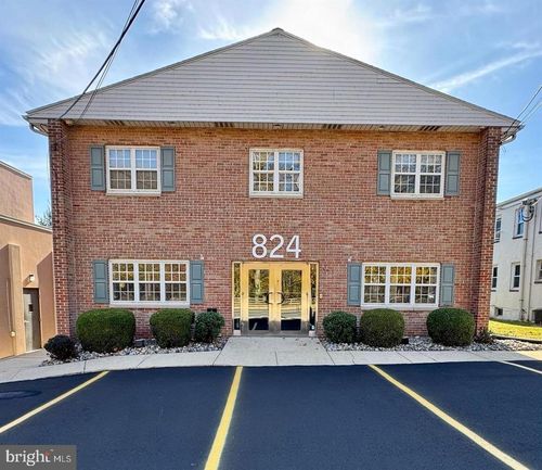 824 Philadelphia Pike, WILMINGTON, DE, 19809-2332 | Card Image