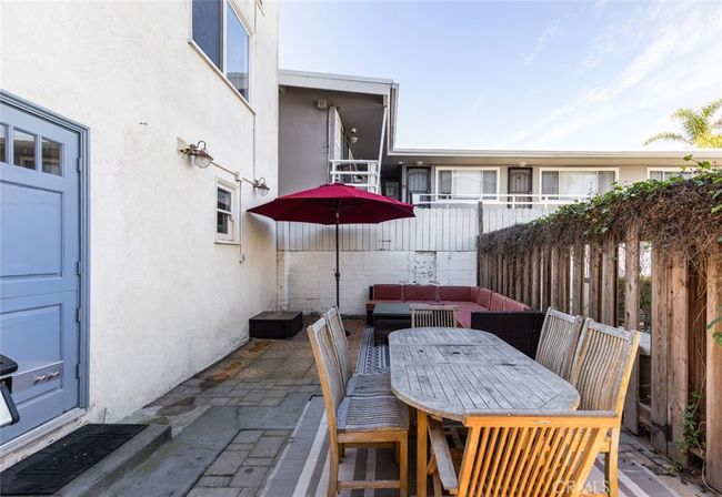 1113 W Balboa Blvd, House other with 6 bedrooms, 4 bathrooms and 2 parking in Newport Beach CA | Image 46