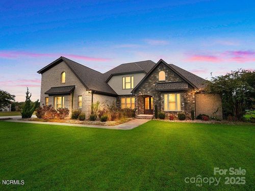 3441 Autumn Leaves Dr, Grimesland, NC, 27837-9260 | Card Image