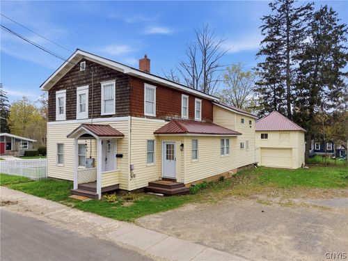 20 S Jefferson St, Pulaski, NY, 13142-4722 | Card Image