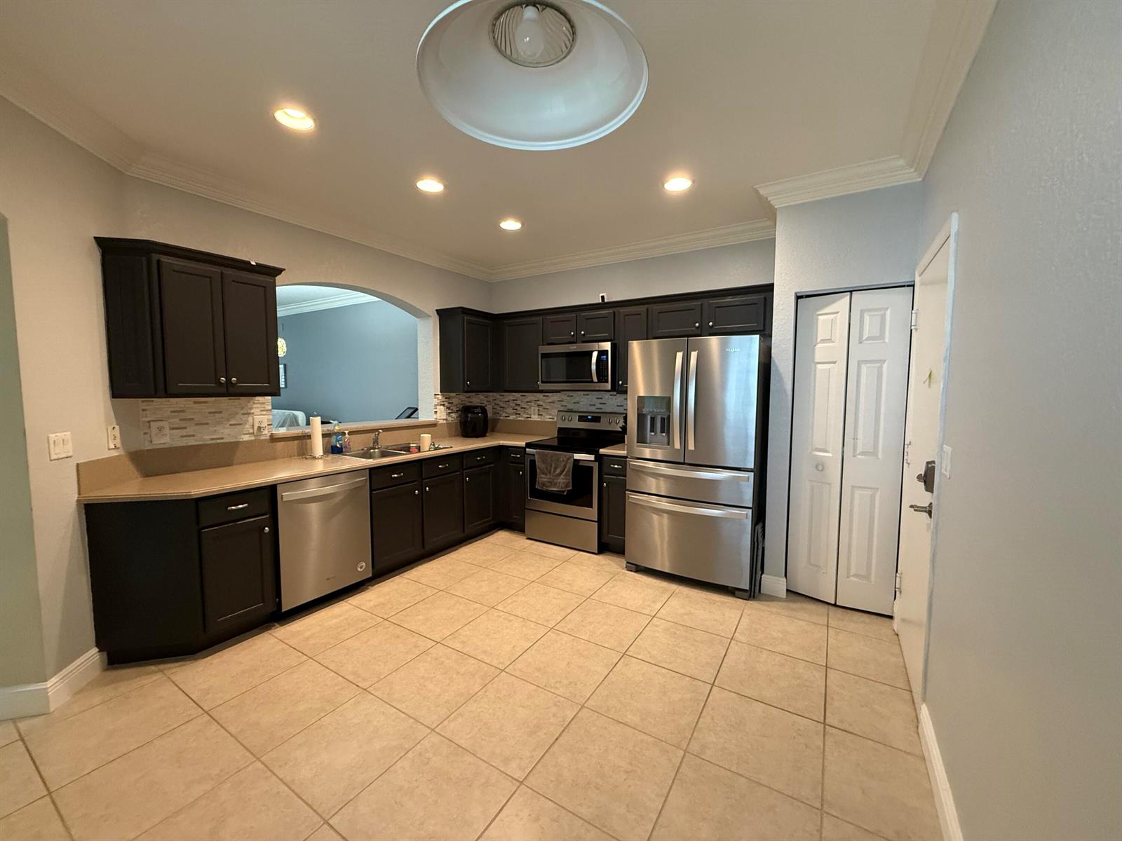 Residential Lease in Riviera Beach 4