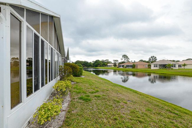 1162 Nw Lombardy Dr, Condo with 2 bedrooms, 2 bathrooms and null parking in Port St Lucie FL | Image 34