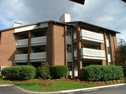 120 Hillsboro Pl, Nashville, TN, 37215-1355 | Card Image
