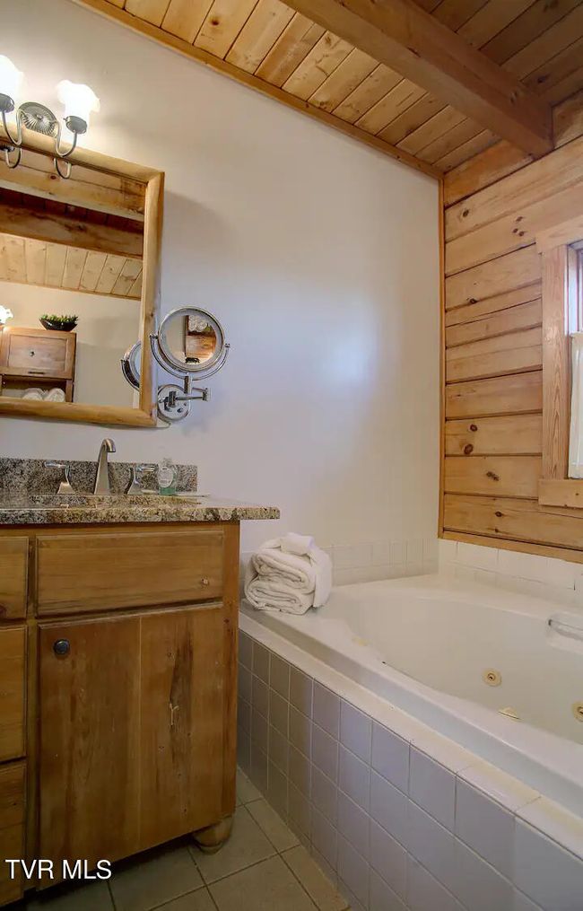 3831 Glenview Way, House other with 3 bedrooms, 3 bathrooms and null parking in Sevierville TN | Image 24