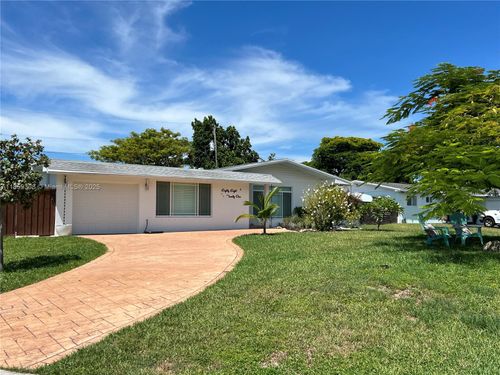 8821 Sw 192nd St, Cutler Bay, FL, 33157-8950 | Card Image