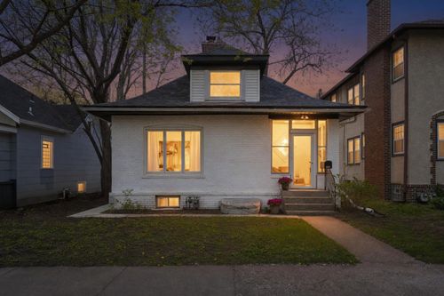 3340 Colfax Ave S, Minneapolis, MN, 55408-3507 | Card Image