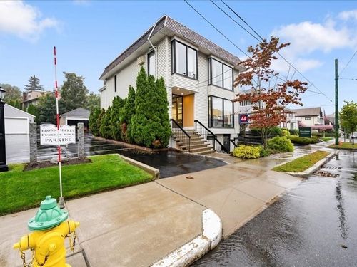 44 Trapelo Rd, Belmont, MA, 02478-4445 | Card Image