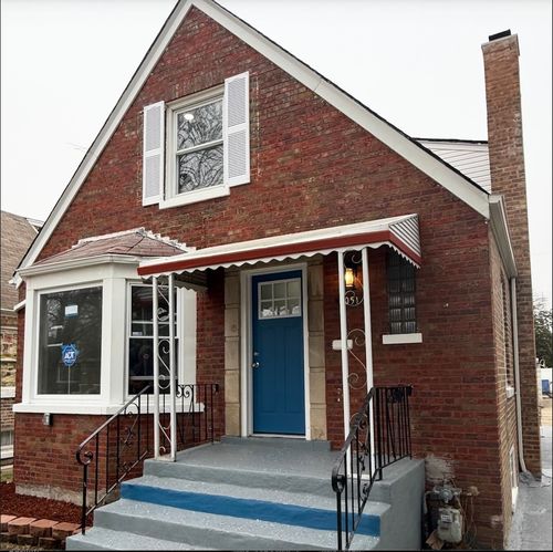 8051 S Yale Ave, Chicago, IL, 60620-1757 | Card Image