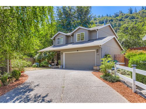35-1144 Sw Ivory Loop, Gresham, OR, 97080-7331 | Card Image