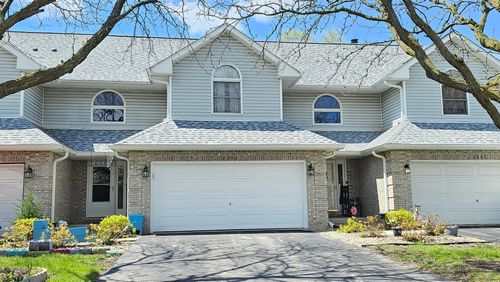 2205 Daffodil Dr, Crest Hill, IL, 60403-1675 | Card Image