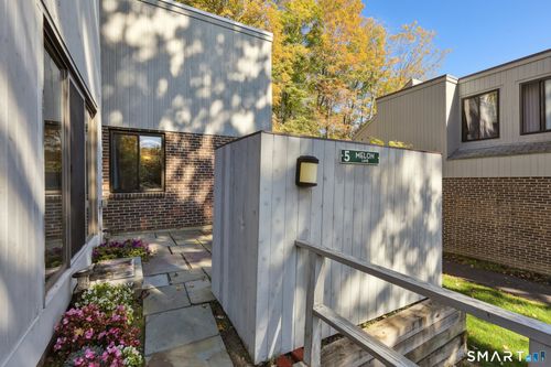 5-5 Melon Ln, Ridgefield, CT, 06877-3329 | Card Image