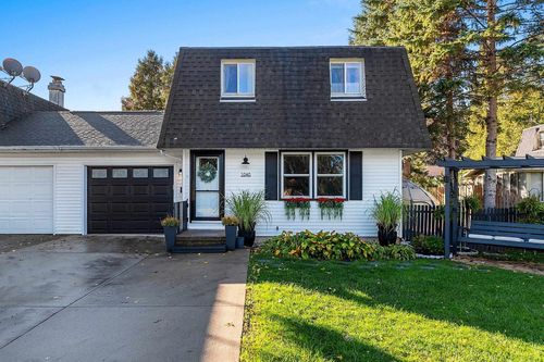 1040 S 7th Street, DE PERE, WI, 54115 | Card Image
