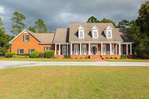 911 Woodlake Dr, Homerville, GA, 31634-1930 | Card Image